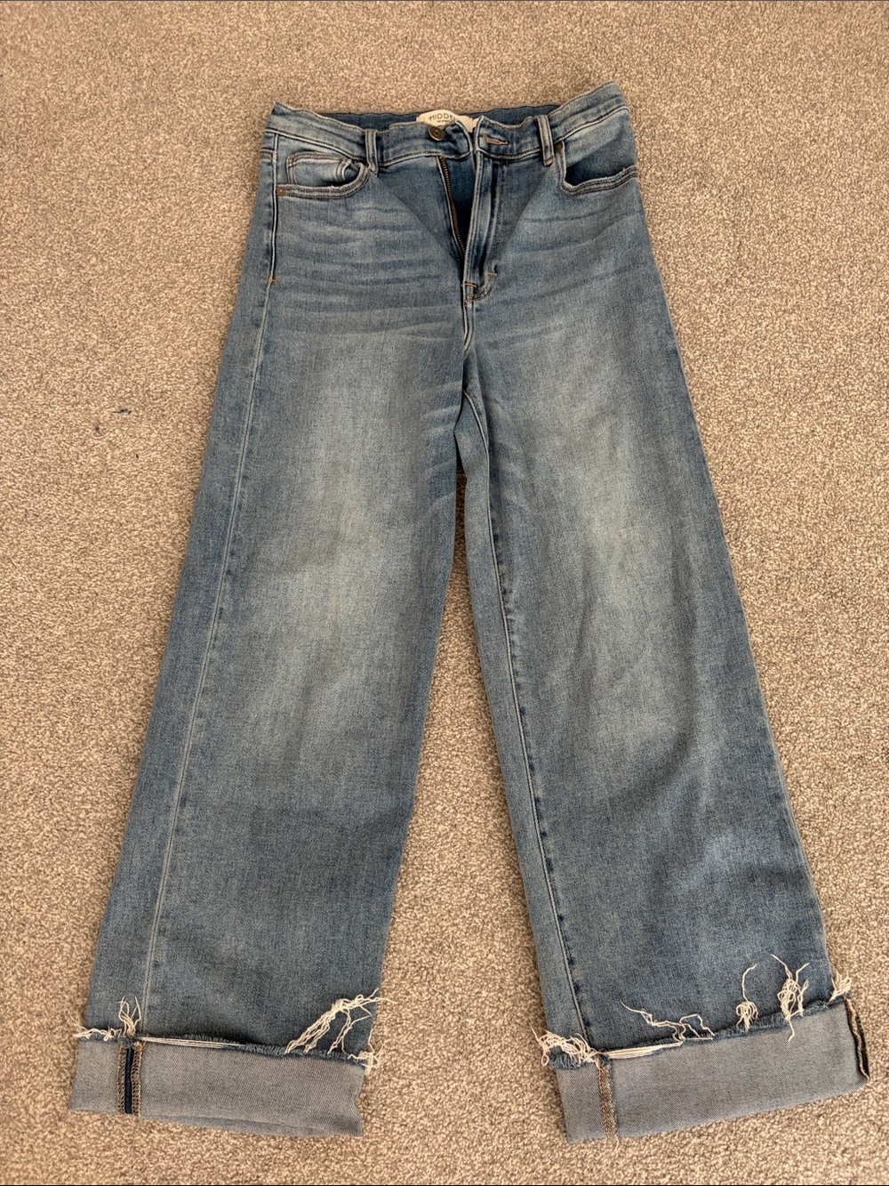 Wide Leg High-Rise Jeans in Light Blue Wash